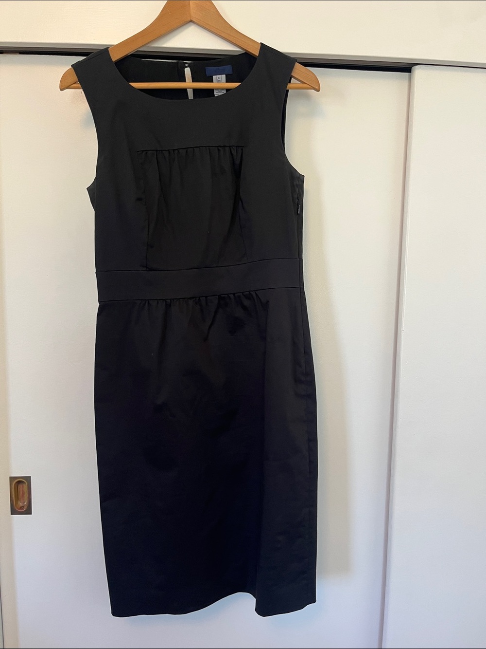 J.Crew Classic Sleeveless Black Sheath Dress Size 6